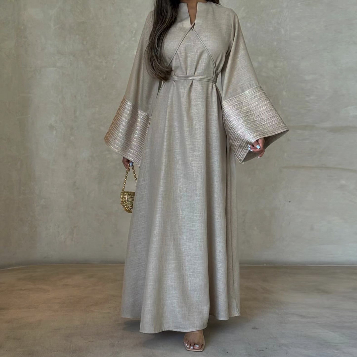 Samantha - embroided sleeves dress