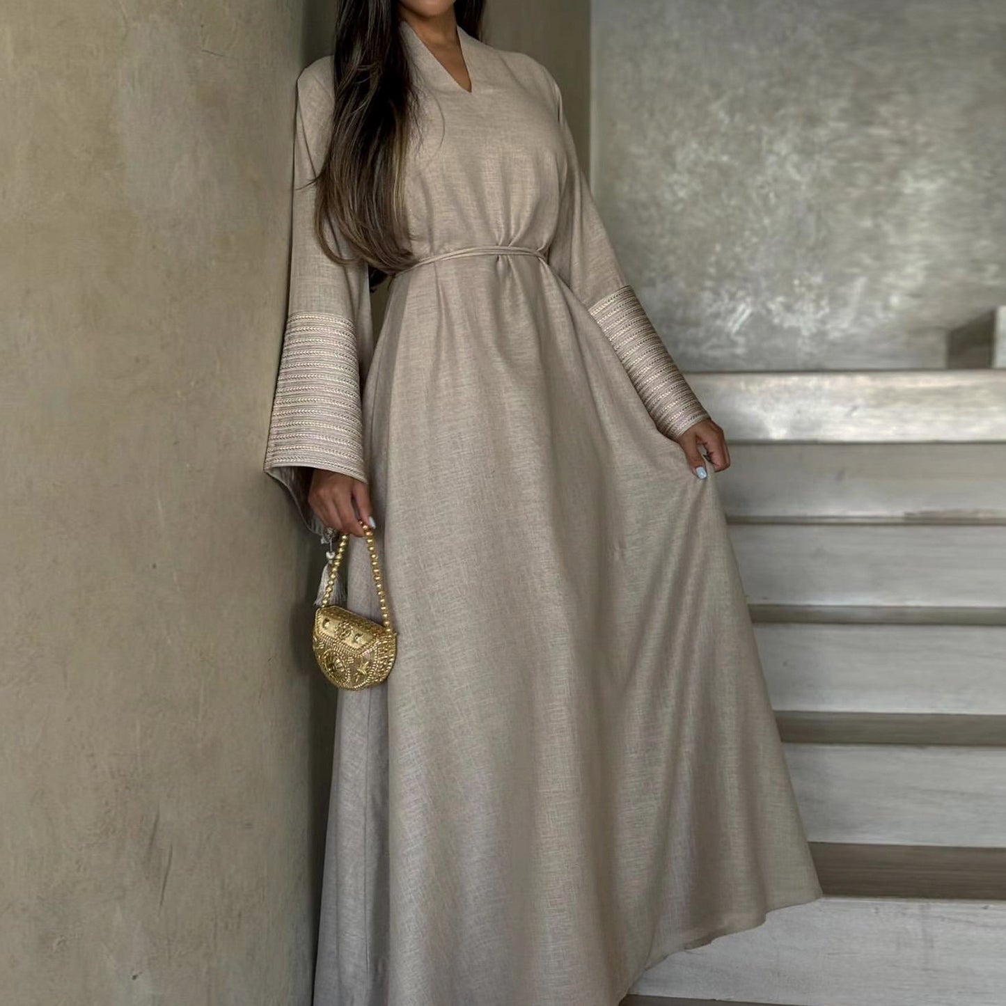 Samantha - embroided sleeves dress